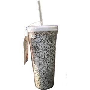Color Me Cup 22 oz with straw